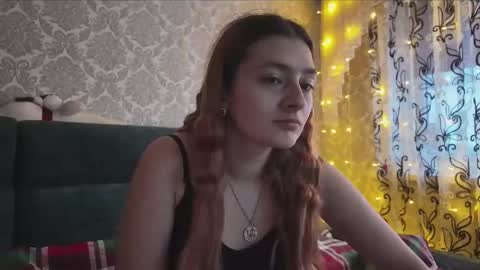 sweetliaison online show from February 3, 2026, 5:05 am