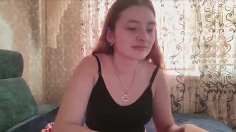 sweetliaison online show from March 11, 2026, 7:03 am