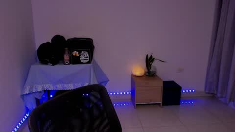 Lian online show from December 6, 2024, 9:21 am