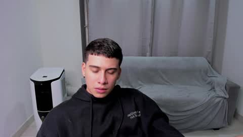 Lian online show from January 29, 2025, 5:51 am