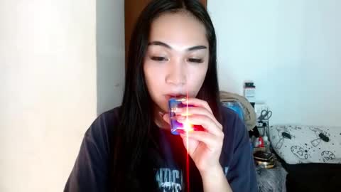 Lilly online show from December 20, 2024, 3:31 pm