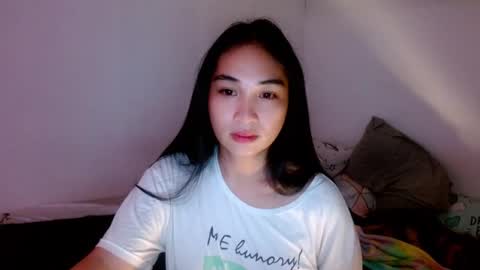 Lilly online show from March 11, 2025, 1:12 pm