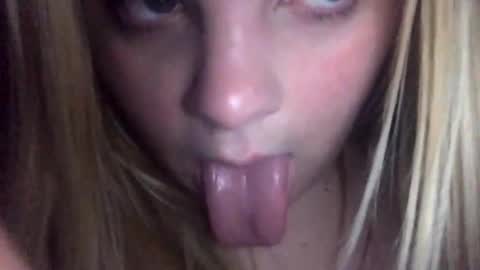 Snapshot of sweetlisa92 chatting on December 29, 2024, 1:13 am Lisa online show from December 29, 2024, 1:13 am