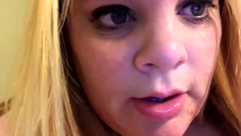 Snapshot of sweetlisa92 chatting on January 4, 2025, 1:21 am Lisa online show from January 4, 2025, 1:21 am