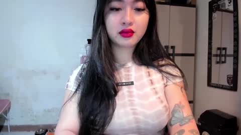 Zoe online show from February 25, 2025, 8:19 pm