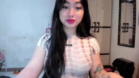 Zoe online show from March 9, 2025, 12:21 am