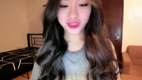 Snapshot of sweetlovepinay04 chatting on September 25, 2025, 10:41 am Zoe online show from September 25, 2025, 10:41 am