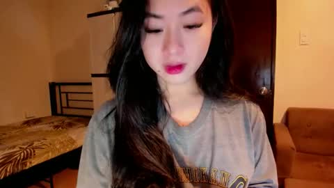 Snapshot of sweetlovepinay04 chatting on October 8, 2025, 2:09 am Zoe online show from October 8, 2025, 2:09 am