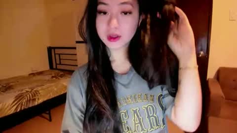 Snapshot of sweetlovepinay04 chatting on October 18, 2025, 1:41 am Zoe online show from October 18, 2025, 1:41 am