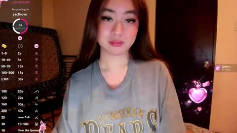 Snapshot of sweetlovepinay04 chatting on June 6, 2026, 4:50 am Zoe online show from June 6, 2026, 4:50 am