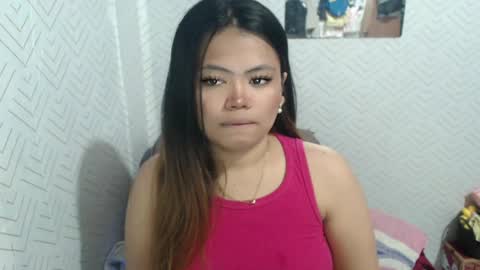 Snapshot of sweetlover_nicole chatting on August 4, 2026, 2:37 am NICOLE online show from August 4, 2026, 2:37 am