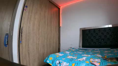 sweetmagic6 online show from October 27, 2025, 12:42 pm