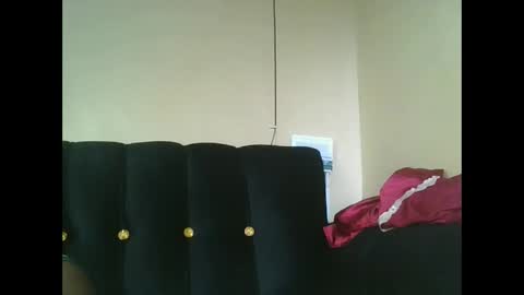 sweetmama06 online show from October 22, 2025, 1:11 pm