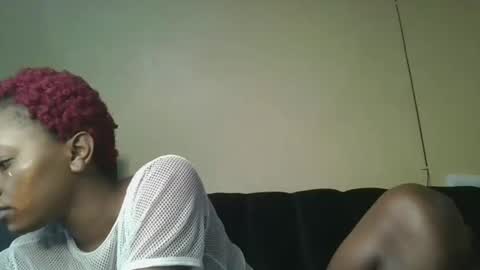 sweetmama06 online show from October 24, 2025, 11:28 am