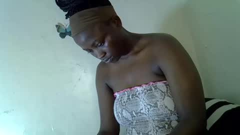 sweetmarline online show from September 16, 2025, 10:27 am