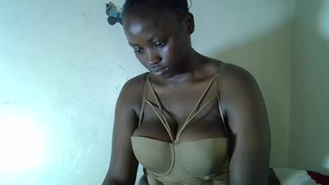 sweetmarline online show from September 18, 2025, 7:16 pm