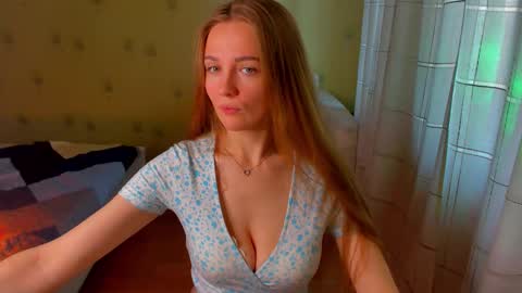 Swetmilkis online show from October 1, 2025, 9:48 am