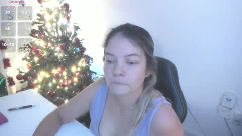 Monic online show from December 3, 2025, 5:44 pm