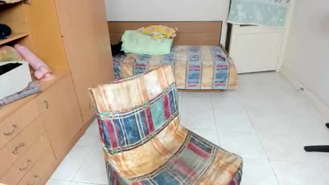 Lorenzo online show from October 5, 2025, 7:17 am