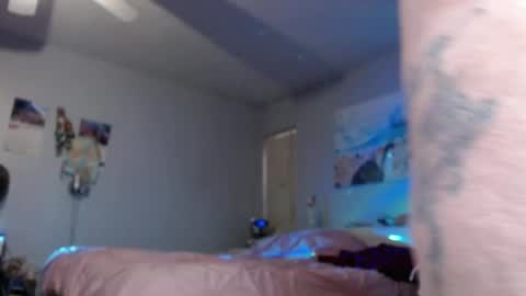 April online show from March 10, 2025, 11:32 am