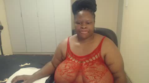 sweetnoziexxx online show from February 25, 2025, 1:39 pm