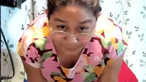 Snapshot of sweetpilipina88 chatting on September 25, 2025, 6:06 am MIA online show from September 25, 2025, 6:06 am