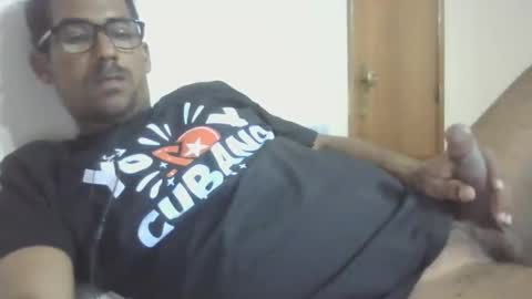 Snapshot of sweetpinga94 chatting on April 18, 2026, 10:43 pm lapinga94 online show from April 18, 2026, 10:43 pm