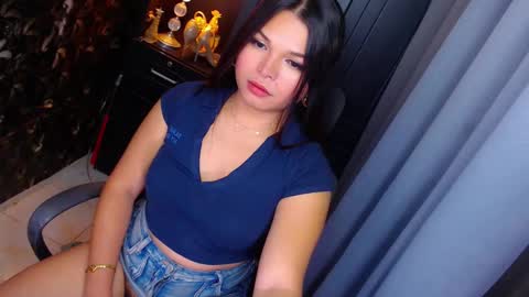 angelica online show from December 9, 2024, 2:13 am