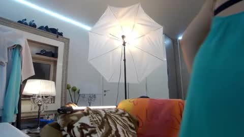 SweetRaisa online show from October 2, 2025, 9:00 pm