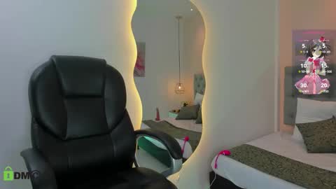 Dulce online show from September 12, 2025, 12:27 pm