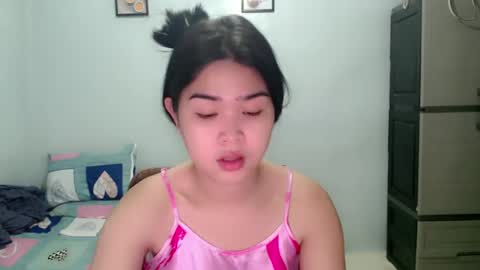 Snapshot of sweetseduction98 chatting on February 3, 2025, 5:46 pm Sweetseduction98 online show from February 3, 2025, 5:46 pm