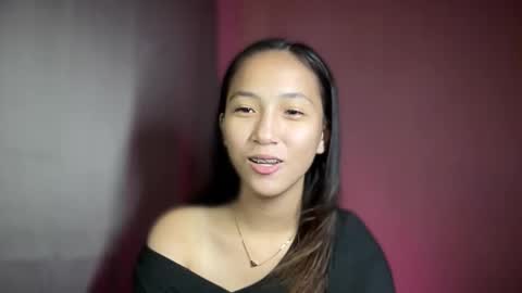 Mia online show from January 18, 2026, 11:47 am