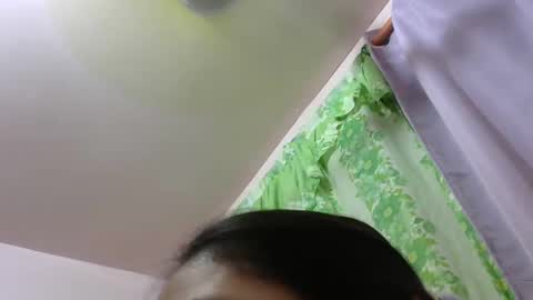 Mia online show from February 11, 2025, 2:57 pm