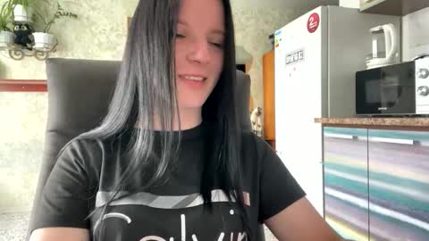 Sweet Shy online show from April 11, 2026, 1:26 pm