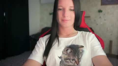 Sweet Shy online show from July 8, 2026, 4:00 pm