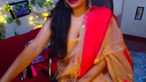 SweetSour online show from December 22, 2025, 1:57 am