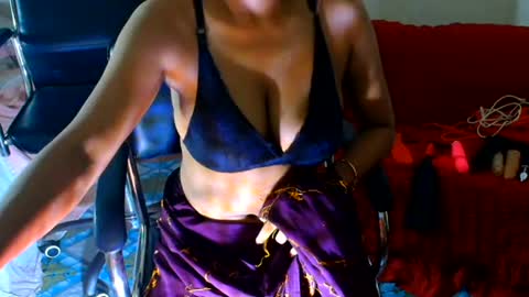 SweetSour online show from July 26, 2026, 9:21 pm
