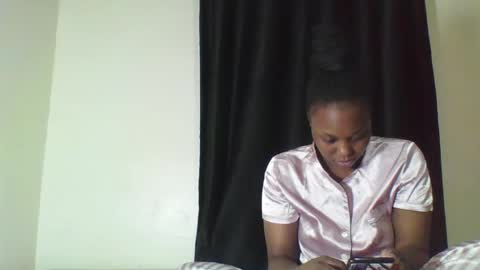 sweetsprincess8 online show from September 16, 2025, 4:41 pm