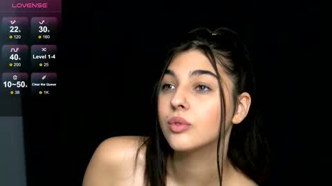 Alessia online show from November 10, 2025, 5:39 am