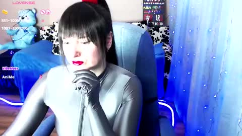 Snapshot of sweetsunnymila chatting on December 19, 2024, 11:18 am HelloI amShy Charming Mila-Nice to meet you and Welcome I am not a nude model Sometimes a smile is all that we need online show from December 19, 2024, 11:18 am