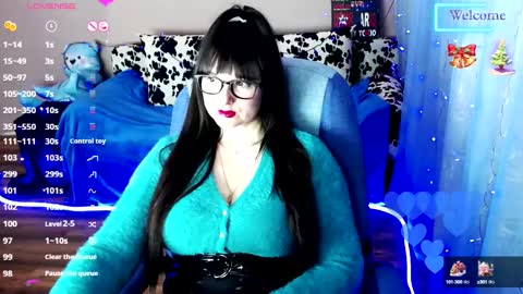 Snapshot of sweetsunnymila chatting on January 15, 2025, 1:31 pm HelloI amShy Charming Mila-Nice to meet you and Welcome I am not a nude model Sometimes a smile is all that we need online show from January 15, 2025, 1:31 pm