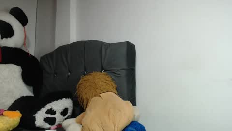 sweett_candy1 online show from March 7, 2025, 4:02 am