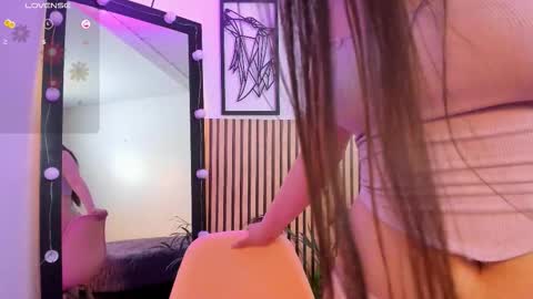 Moon online show from September 17, 2025, 4:19 pm