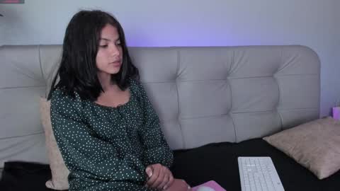    online show from January 13, 2025, 8:04 pm