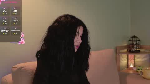 Snapshot of sweett_petite chatting on April 27, 2026, 1:31 pm online show from April 27, 2026, 1:31 pm