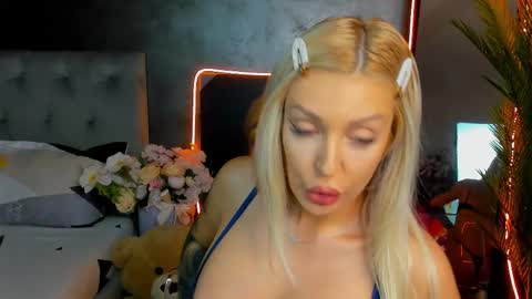 Jessica online show from September 26, 2025, 6:12 pm