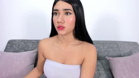 Snapshot of sweettyalondra chatting on September 26, 2025, 9:02 am ALONDRA online show from September 26, 2025, 9:02 am