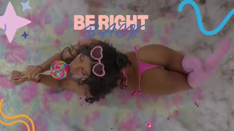 sweetviolet___ online show from January 10, 2026, 11:45 am