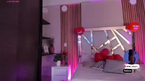 sweetviolet___ online show from February 18, 2026, 12:34 pm