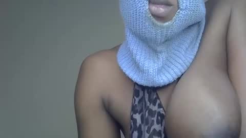 Snapshot of sweetvirgi25 chatting on February 26, 2026, 12:26 pm loving soul online show from February 26, 2026, 12:26 pm